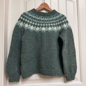 Handmade Green and Cream Wool Fair Isle Crewneck Sweater. First like a Small
